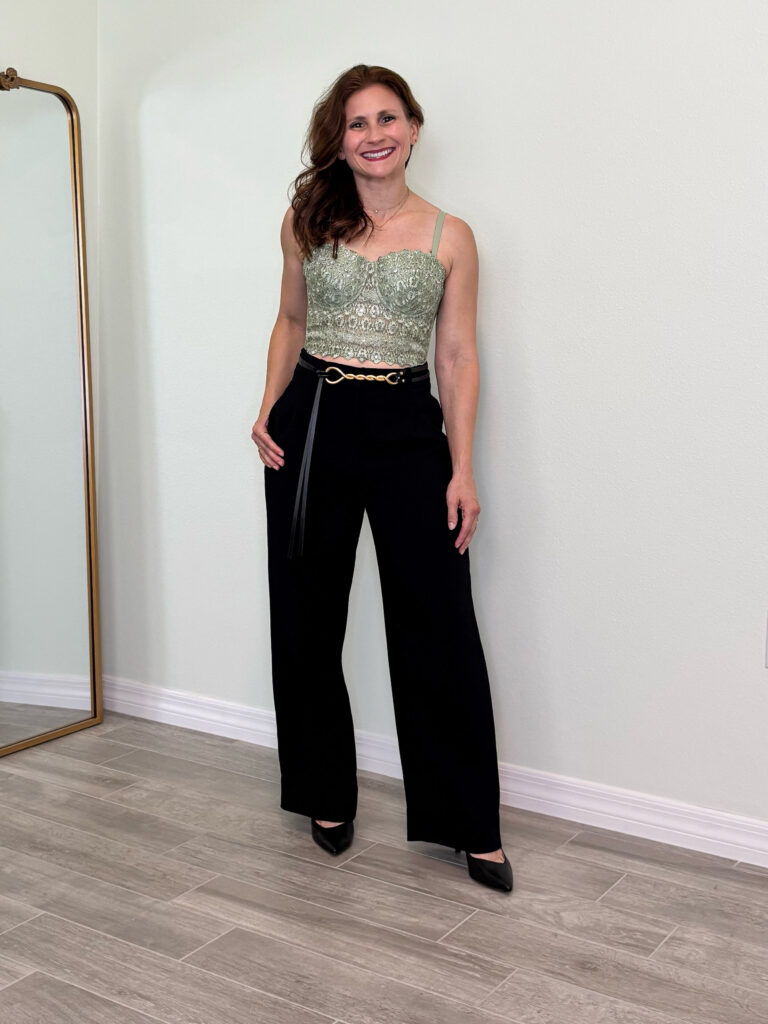 Aritzia’s Effortless Pant: The Best Office Capsule Wardrobe Staple