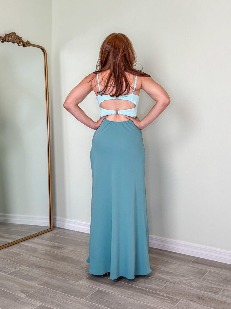 Flattering Petite Dresses for Weddings & Romantic Evenings